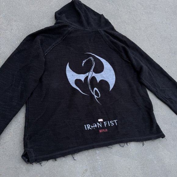 Marvel Iron Fist Dragon Hoodie Mens M Black Y2K Grunge Gothic NETFLIX EXCLUSIVE - Picture 6 of 13